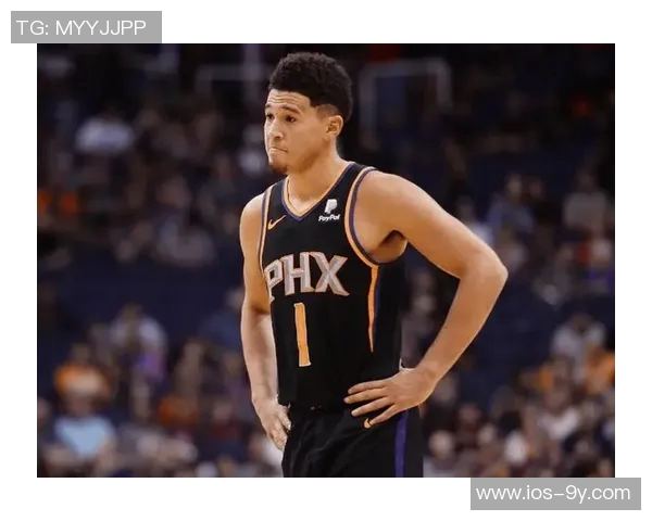 布克谈新赛季期待与责任感受领袖角色的重要性与挑战