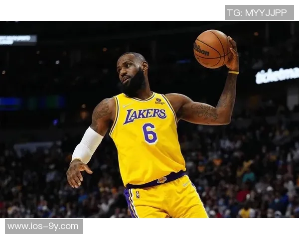 詹姆斯分享人生智慧：面对批评勇往直前才能成就卓越与自我价值