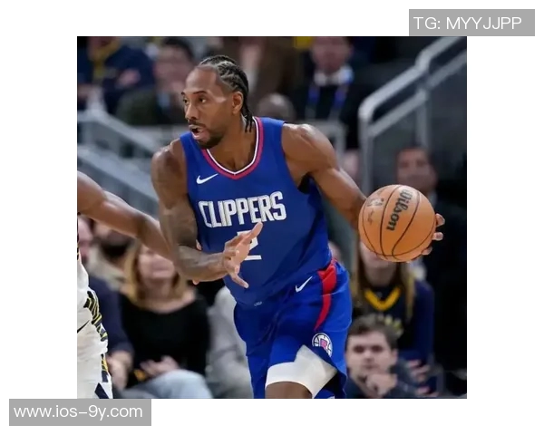 小卡季前赛表现出色砍下35分与队友重聚感到非常开心 小卡季前赛表现出色砍下35分与队友重聚感到非常开心