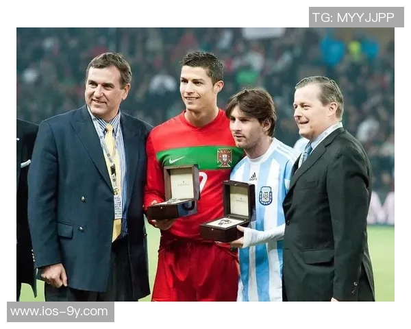 再战一届世界杯梅西C罗奥乔亚成现役五届球员的传奇代表