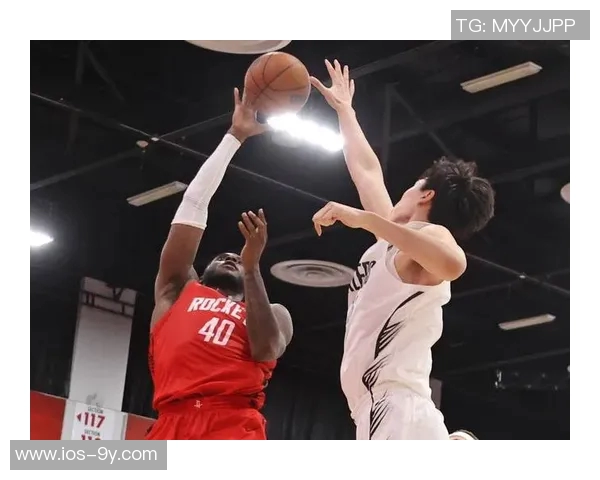 队记分析：第四节开拓者应围绕杨瀚森展开战术调整提升球队组织能力