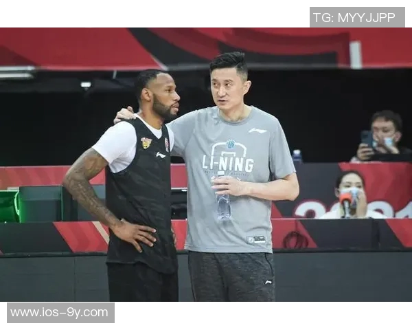 伊万谈战术选择双后腰配置助球队取得佳绩