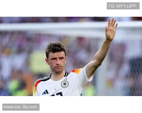 穆勒与克罗斯并列德国球员奖杯纪录未来有望独享荣耀